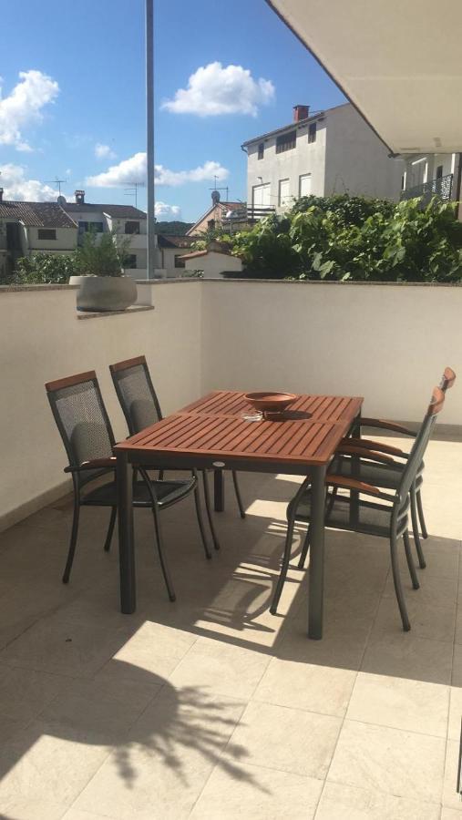 Apartment Lana Vrsar Dış mekan fotoğraf